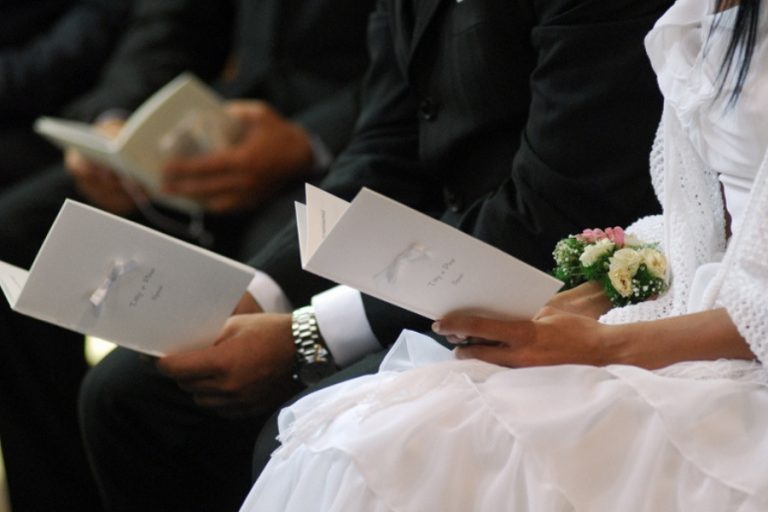 Letture Per Il Matrimonio In Chiesa Le 10 letture più belle per un matrimonio in chiesa - La Venere di Berenice