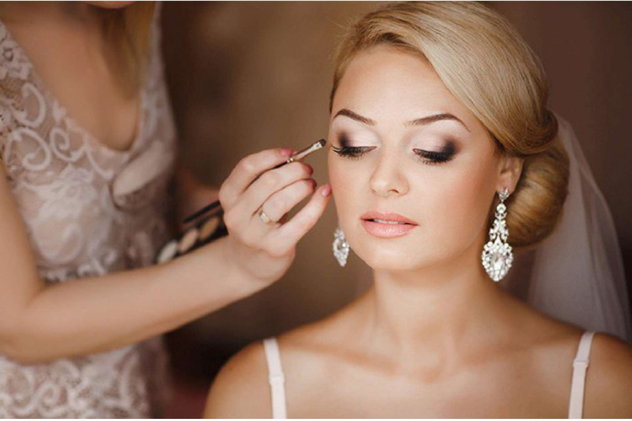 Trucco sposa: tendenze e consigli